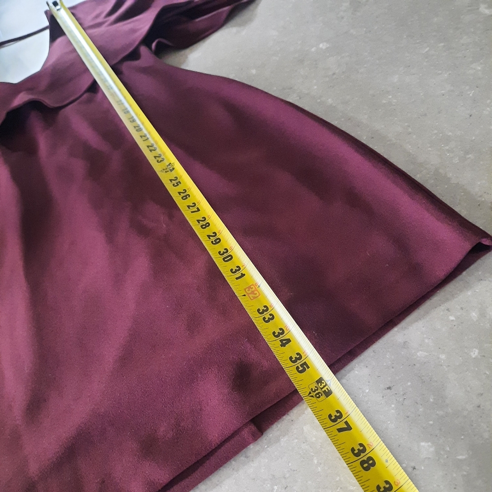 Belle Badgley Mischka Dress Size 4 Deep V Neck Burgundy Red Wine Cape Mini - Picture 15 of 16